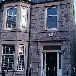 townhouse-250.hotelsaberdeenuk.com/