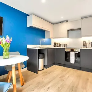 st-pauls-apartments.cardiffhotelswales.com/